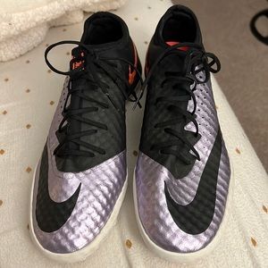 Mens Nike mercurial indoor soccer cleat
